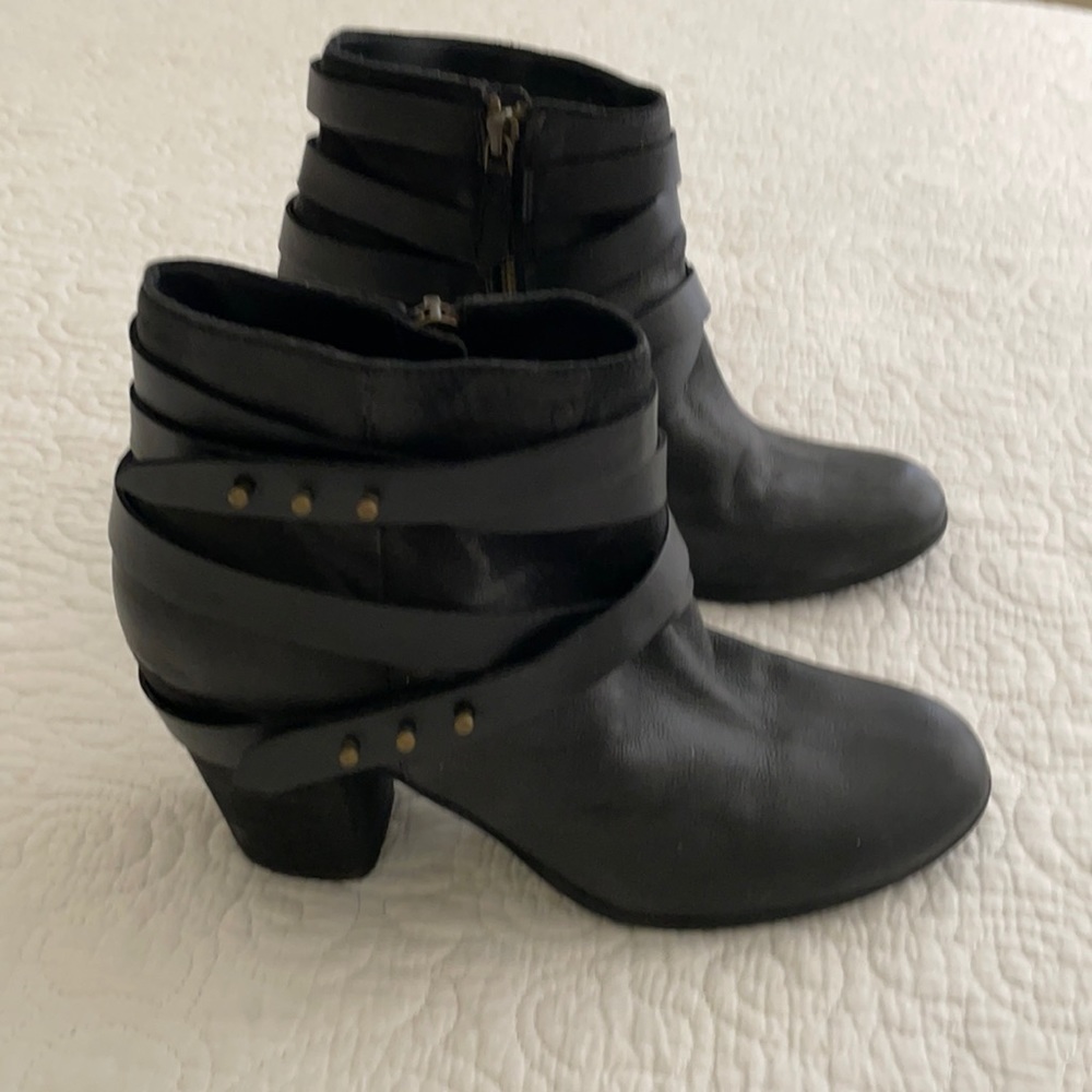 New black leather BP Nordstrom ankle boots sz 9.5